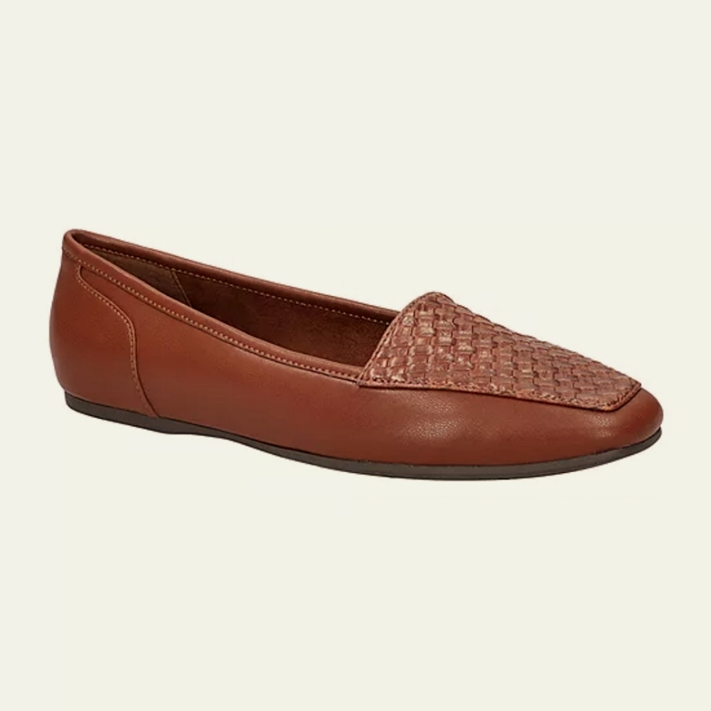 NWT 10 Woven Top Flats Brown* Firm Price